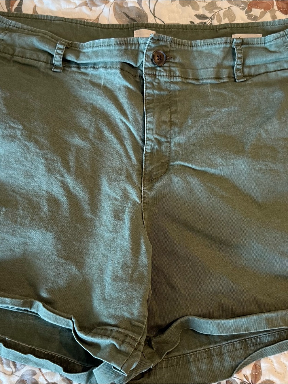 GAP Women's Olive Flat-Front Cotton Shorts